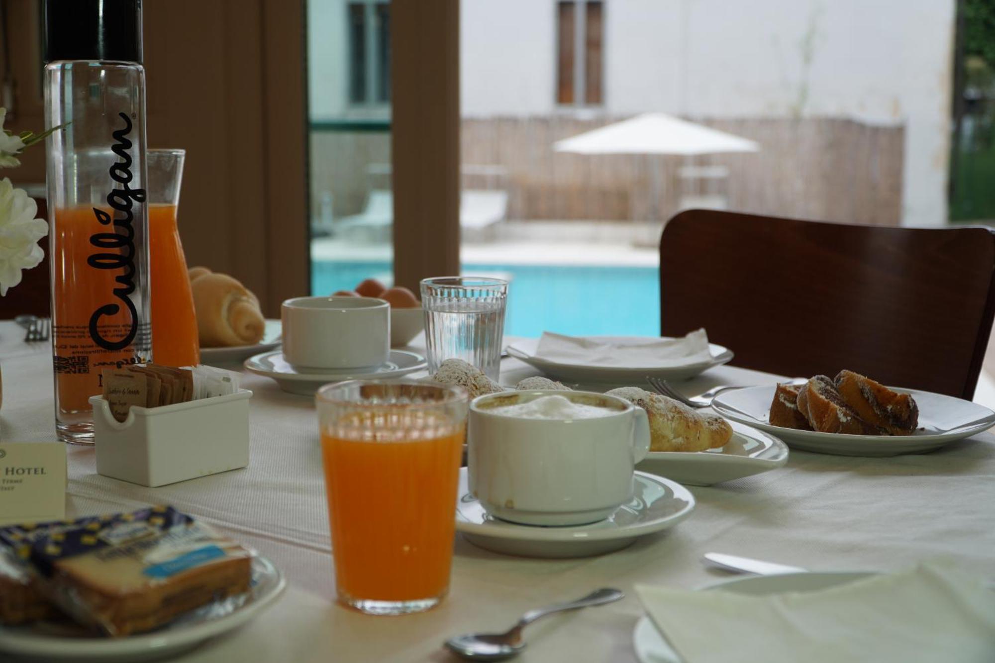 Hotel President 몬테카티니테르메 외부 사진