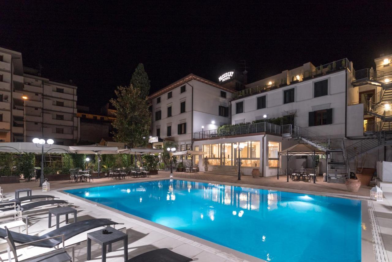 Hotel President 몬테카티니테르메 외부 사진